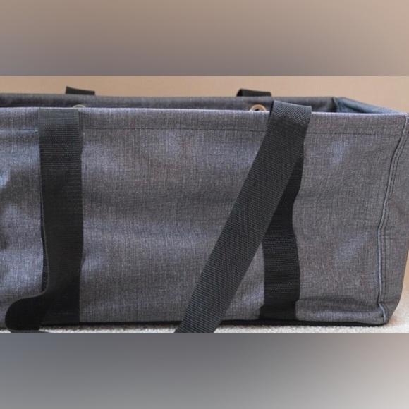 THIRTY ONE gifts tiny utility tote in charcoal cross hatch like new - Picture 4 of 5